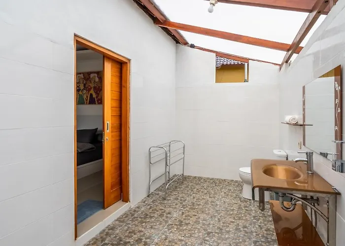 Nusa Penida Pini Sentana Hotel Tanglad
